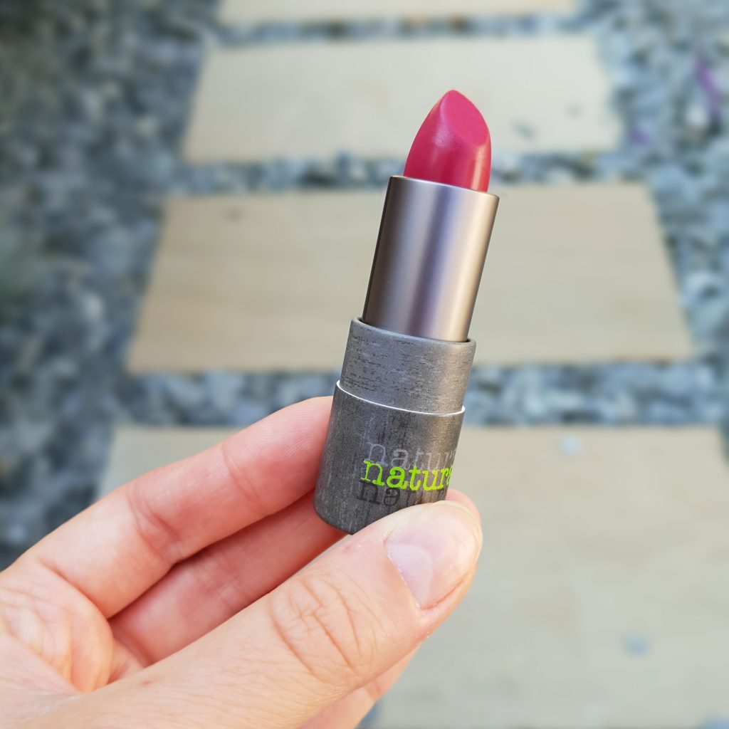 Le rouge à lèvres bio glossy « Life » Boho Green Make-Up
