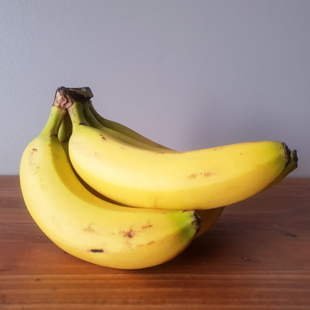 La peau de banane contre l'acné efficace 