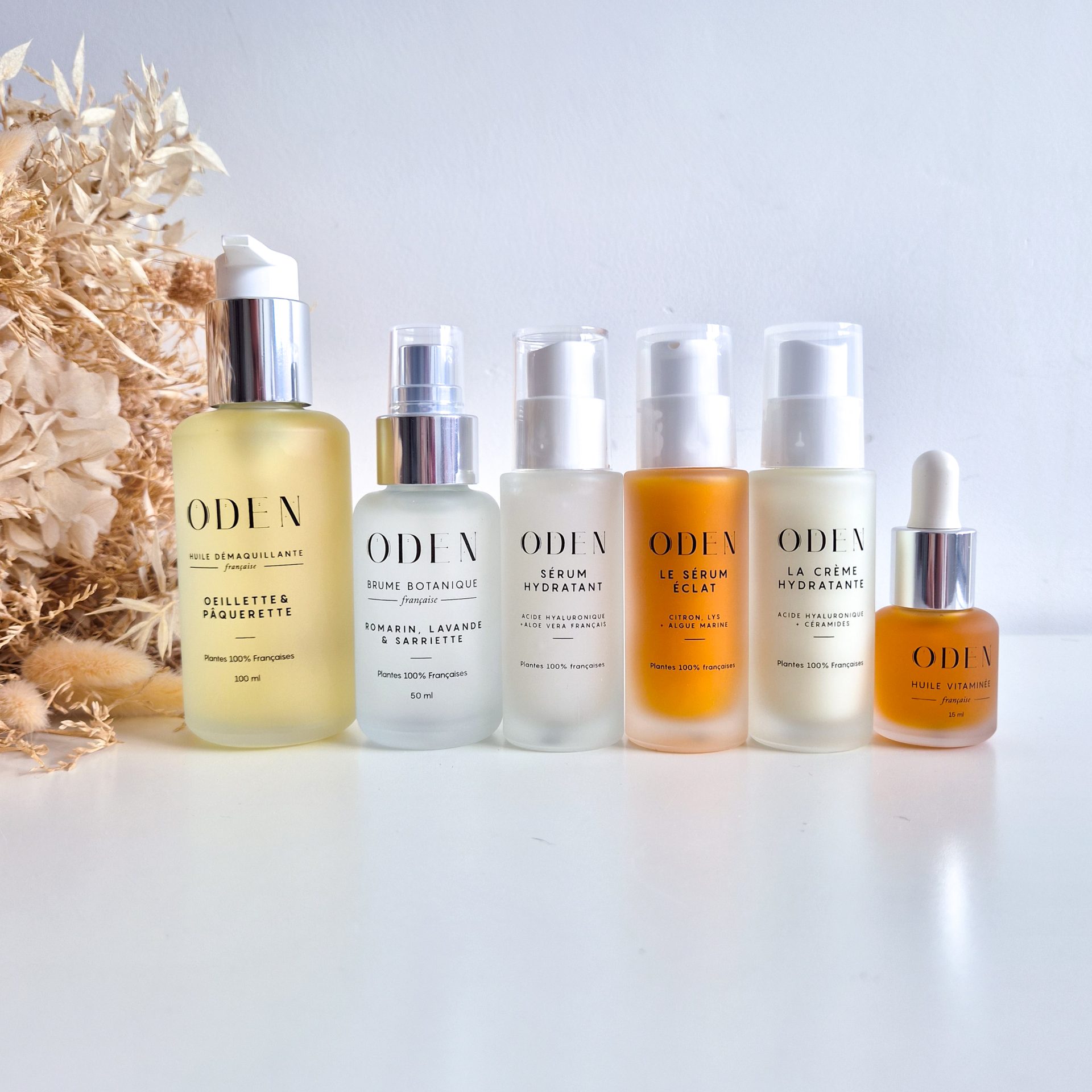Routine visage Oden : mon avis sur les soins botaniques après 1 mois de test Routine visage Oden complète : huile démaquillante, brume romarin, sérum hydratant, sérum éclat, crème hydratante et huile vitaminée